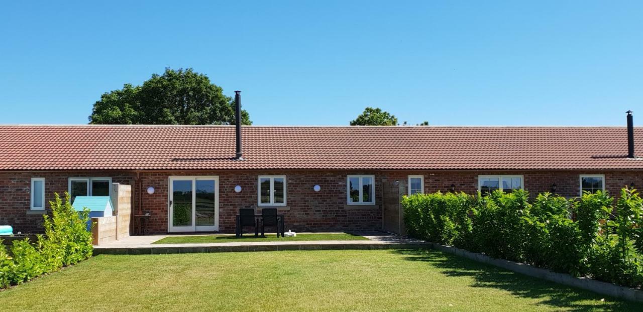 The Piglets Villa York Exterior photo
